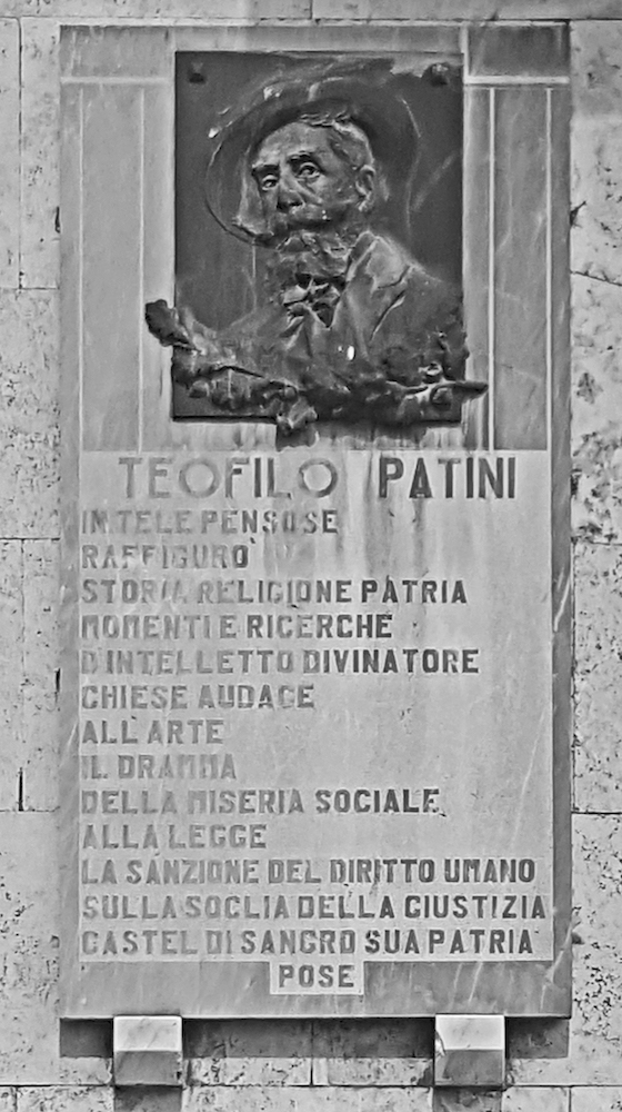 12 cimitero: lapide dedicata a Teofilo Patini